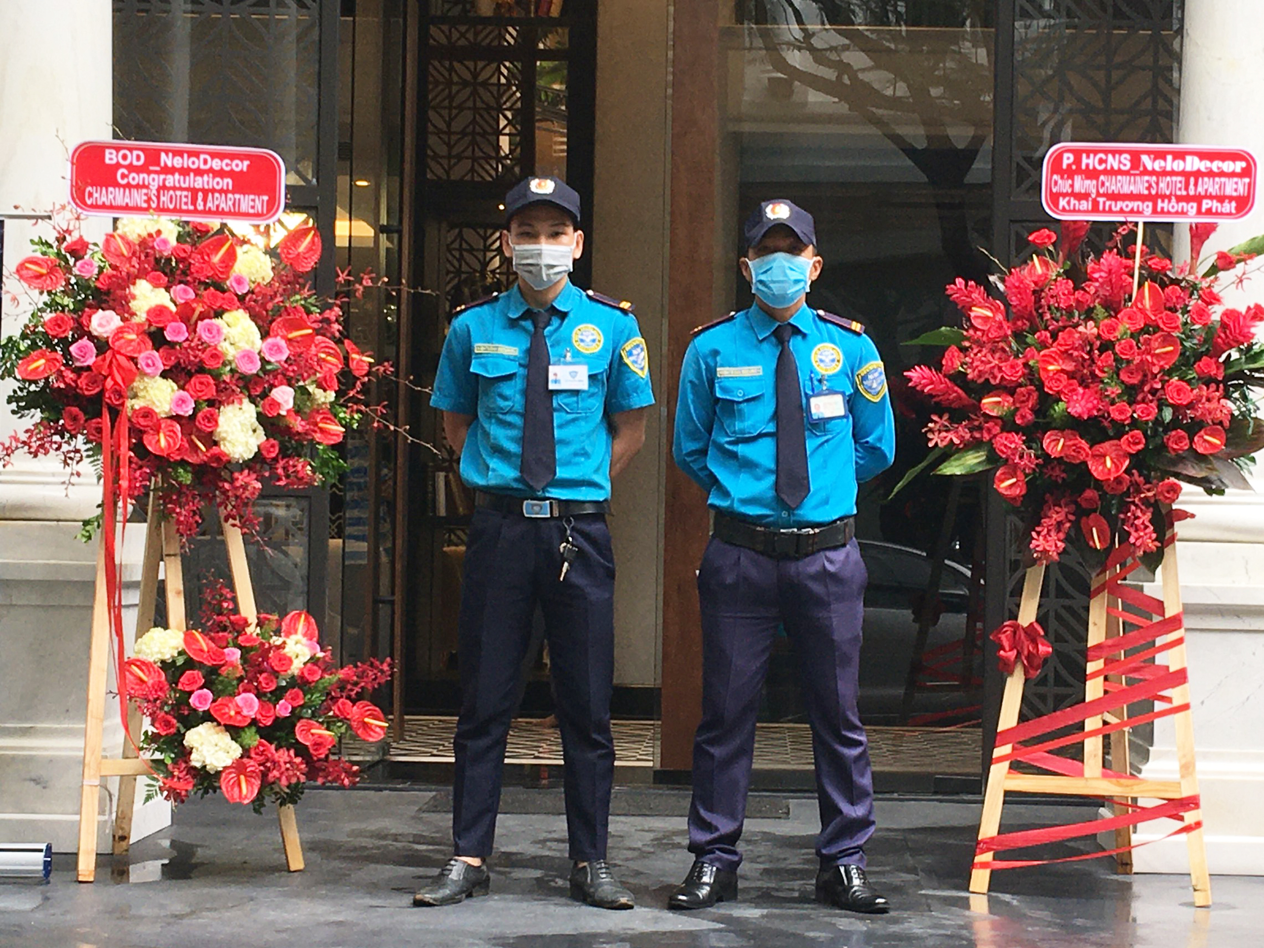 Bảo vệ Ku casino tại khách sạn Charmaine's Hotel and Apartment