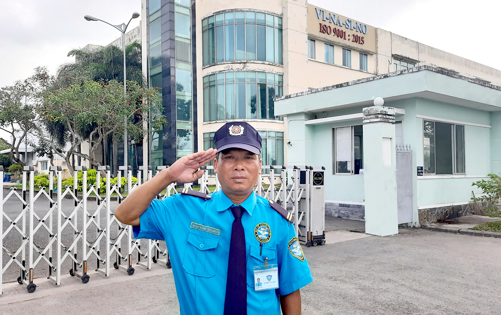 Nhân viên bảo vệ tại mục tiêu bảo vệ Ngày & Đêm