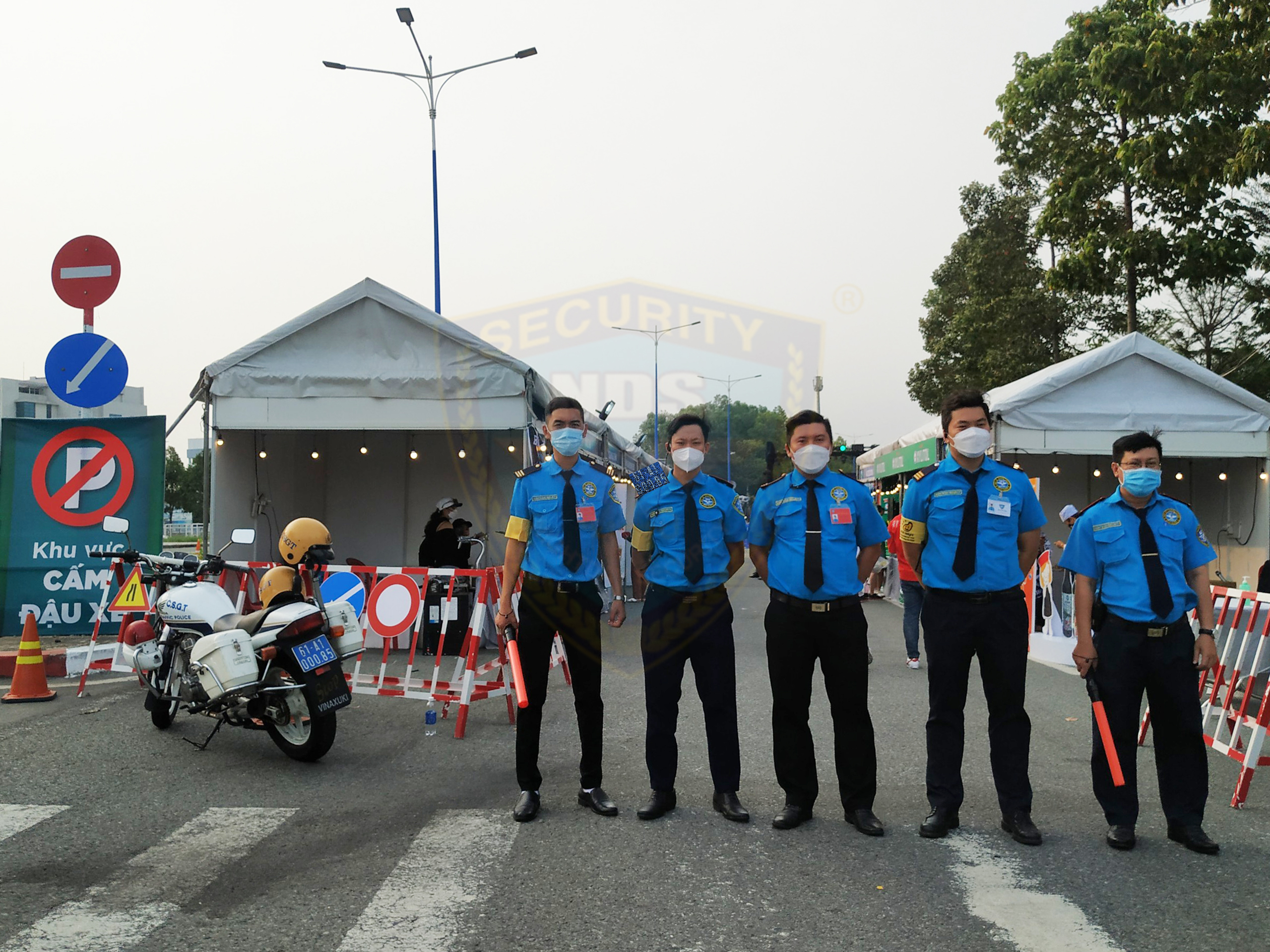 Bảo vệ Ku casino bảo vệ gian hàng ẩm thực đa quốc gia