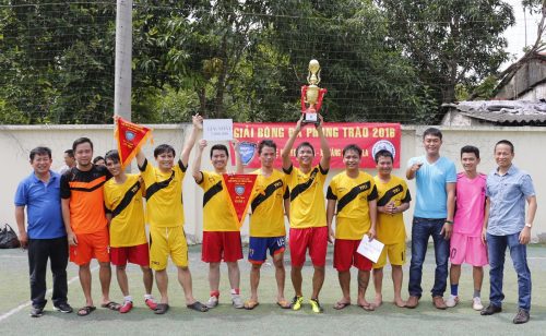 Đội vô địch giải đấu giao hữu giữa dich vu bao ve long an
