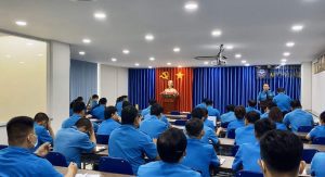 Giám đốc nhân sự Nguyễn Hữu Nghĩa triển khai quy chế thưởng phạt theo KPI - Bảo vệ Ku casino họp giao ban tháng 5/2020