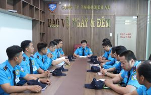 Một buổi tập huấn nội bộ trước khi triển khai dịch vụ