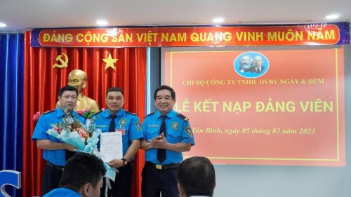 lễ kết nạp đảng viên chi bộ