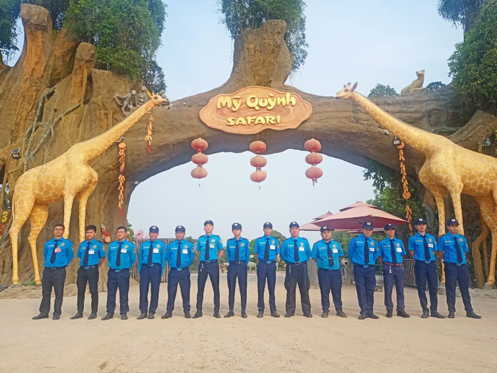 Bảo vệ vườn thú Mỹ Quỳnh Safari