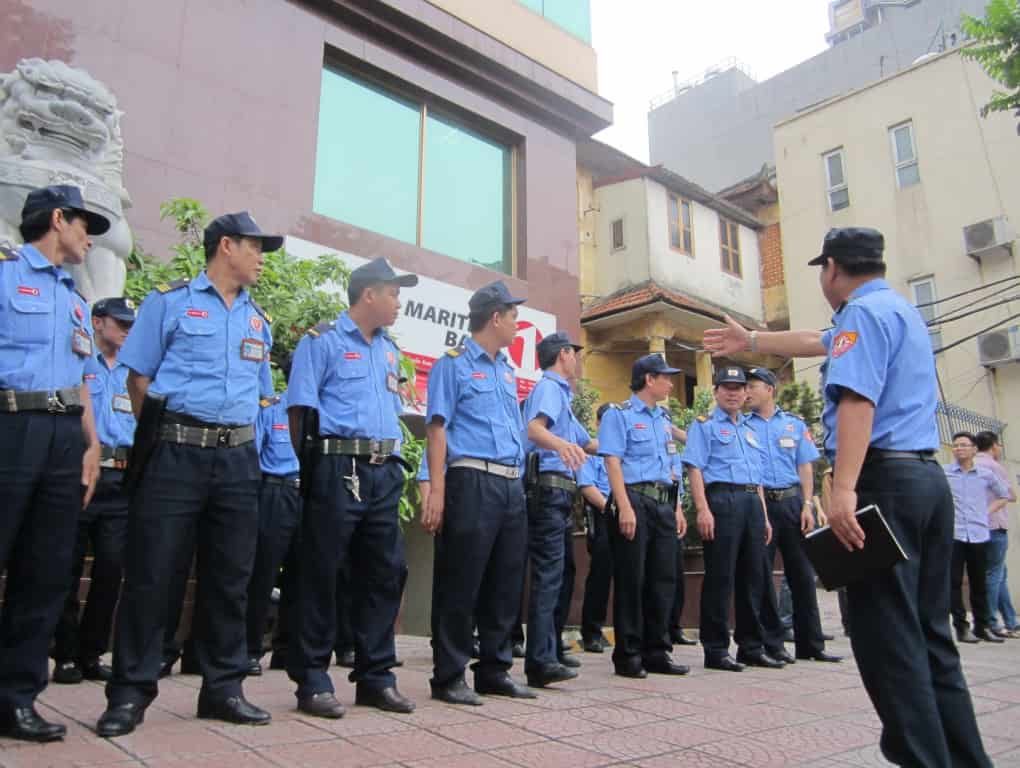 Đội ngũ nhân viên công ty Nhật Hoàng