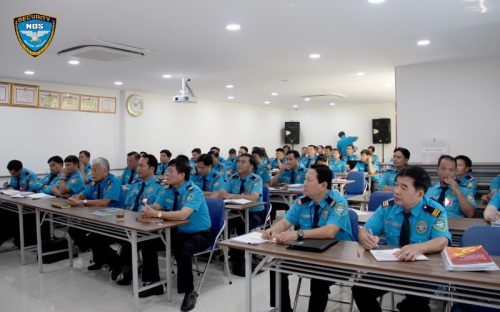 Năng lực tuyển dụng và đào tạo của Bảo vệ Ngày & Đêm