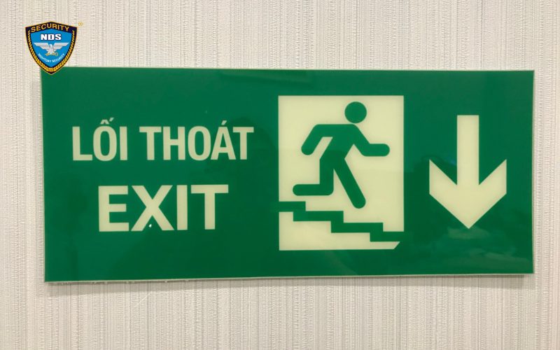 Các tòa nhà hiện nay cần phải trang bị lối thoát hiểm