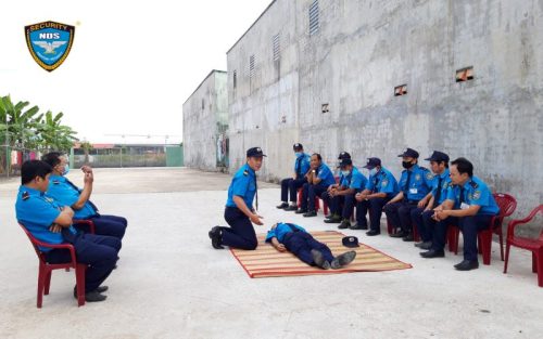 Đã hoàn thành khóa đào tạo nghiệp vụ là điều kiện bắt buộc để trở thành nhân viên bảo vệ