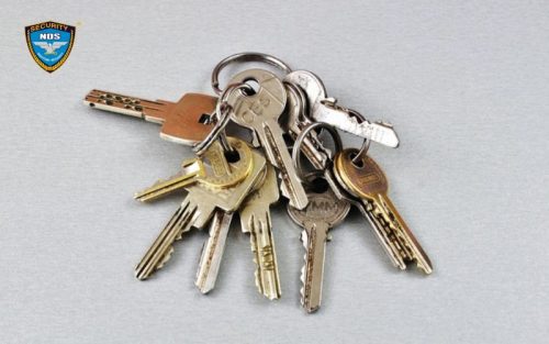 Không nên để chìa khóa ở nơi dễ phát hiện