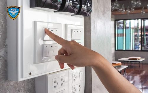 Lắp đặt thiết bị đóng ngắt điện theo đúng yêu cầu