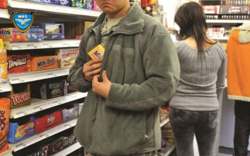 Phát giác các đối tượng khả nghi, có ý đồ trộm cắp tại quầy hàng