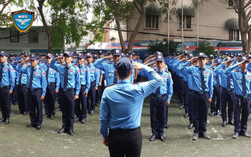  Nhiệm vụ của chỉ huy trưởng bảo vệ văn phòng