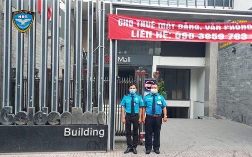 Thực hiện giám sát, ghi lại mọi hoạt động ra vào