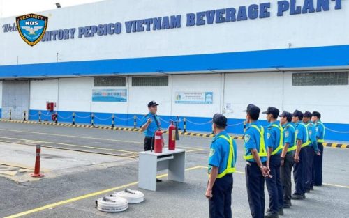 Tuân thủ nội quy làm việc giúp công việc của đội ngũ bảo vệ được tiến hành suôn sẻ và thuận lợi.