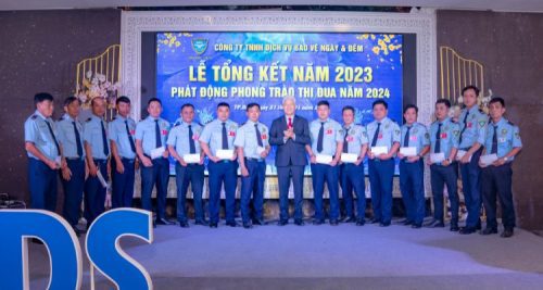 lễ tổng kết năm 2023