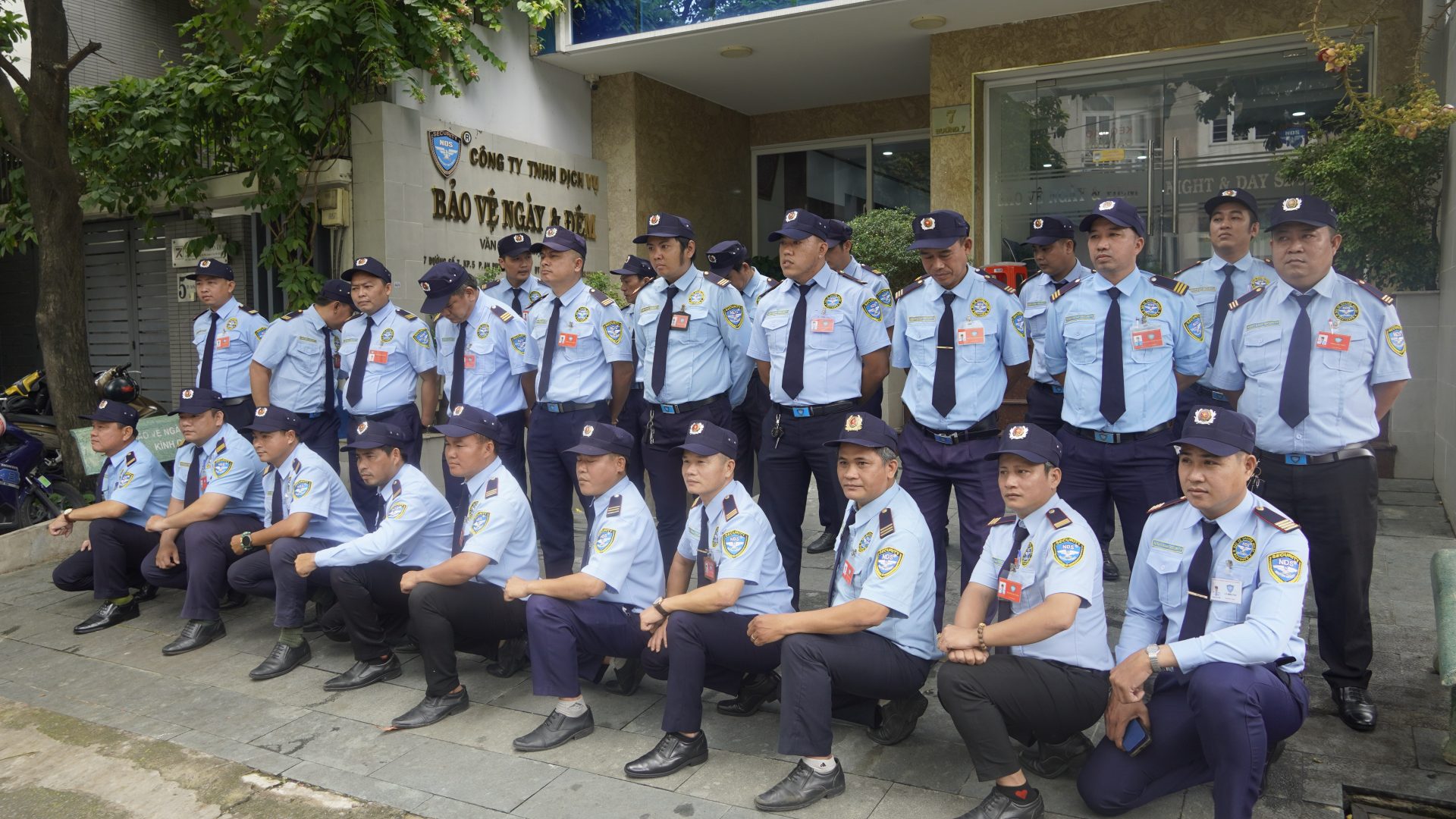 công ty bảo vệ quận 4 ngày & đêm