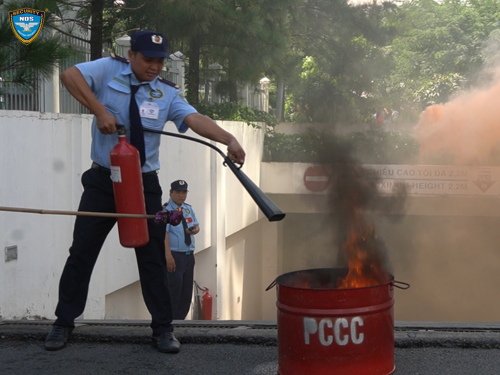 Nhân viên bảo vệ Ku casino thường xuyên được đào tạo nghiệp vụ, tập huấn kỹ năng