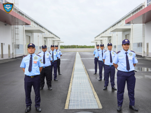 Bảo vệ Ku casino tuần tra khu công nghiệp