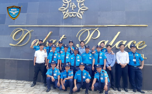 khách sạn Dalat Palace