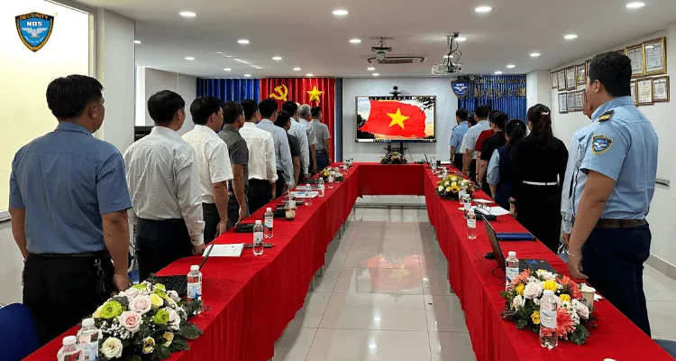 cHội Nghị Sơ Kết