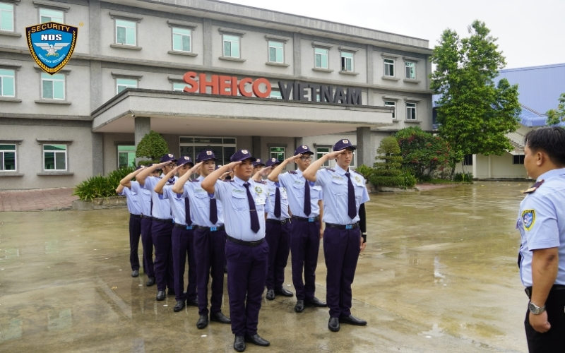 Kiểm soát toàn bộ khu vực tòa nhà nhằm đảm bảo an ninh và trật tự