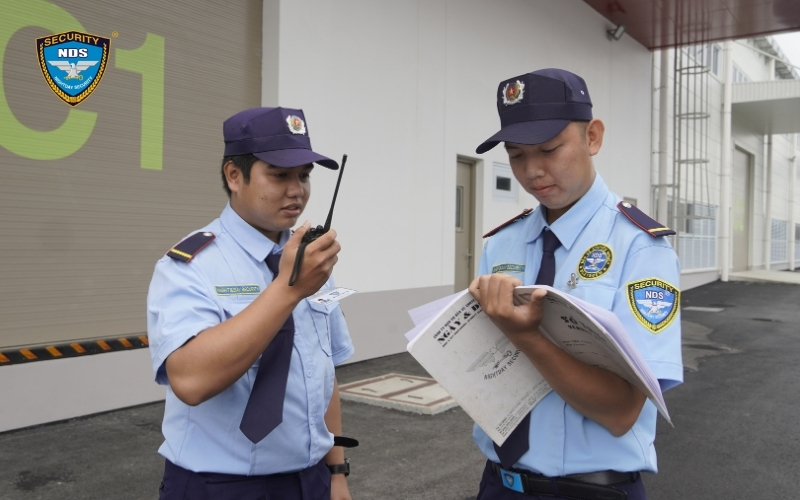 Nhân viên bảo vệ tòa nhà cần tuân thủ nghiêm ngặt các quy định và yêu cầu của toà nhà