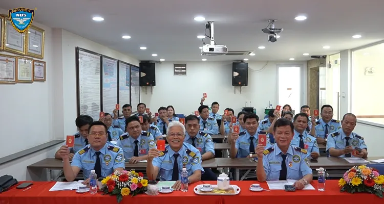 Đại Hội Chi Bộ