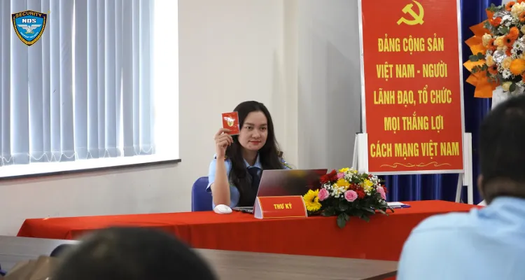 Đại Hội Chi Bộ