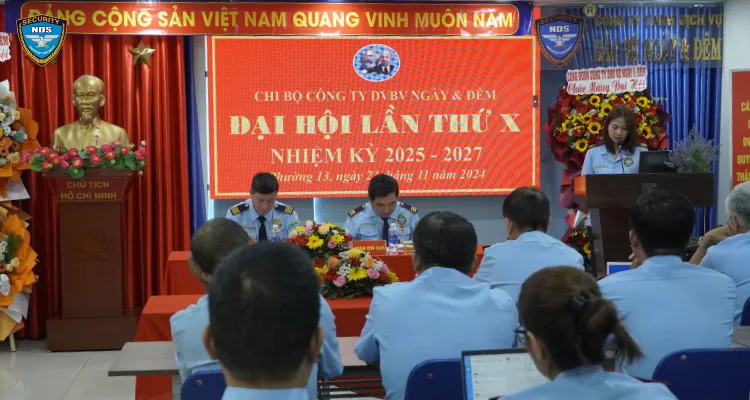 Đại Hội Chi Bộ