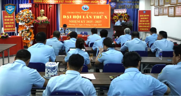 Đại Hội Chi Bộ