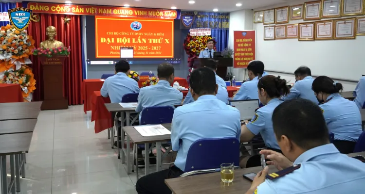 Đại Hội Chi Bộ