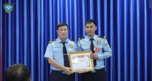 đội ngũ nhân viên bảo vệ