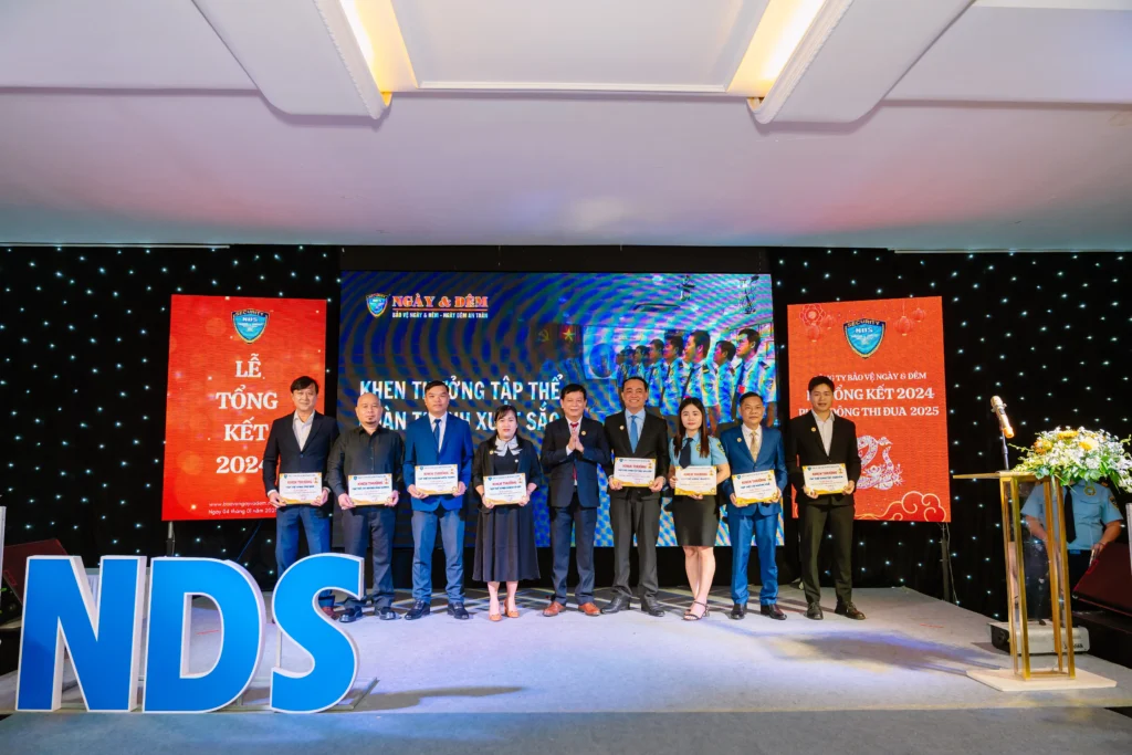 Lễ tổng kết bảo vệ Ngày & Đêm
