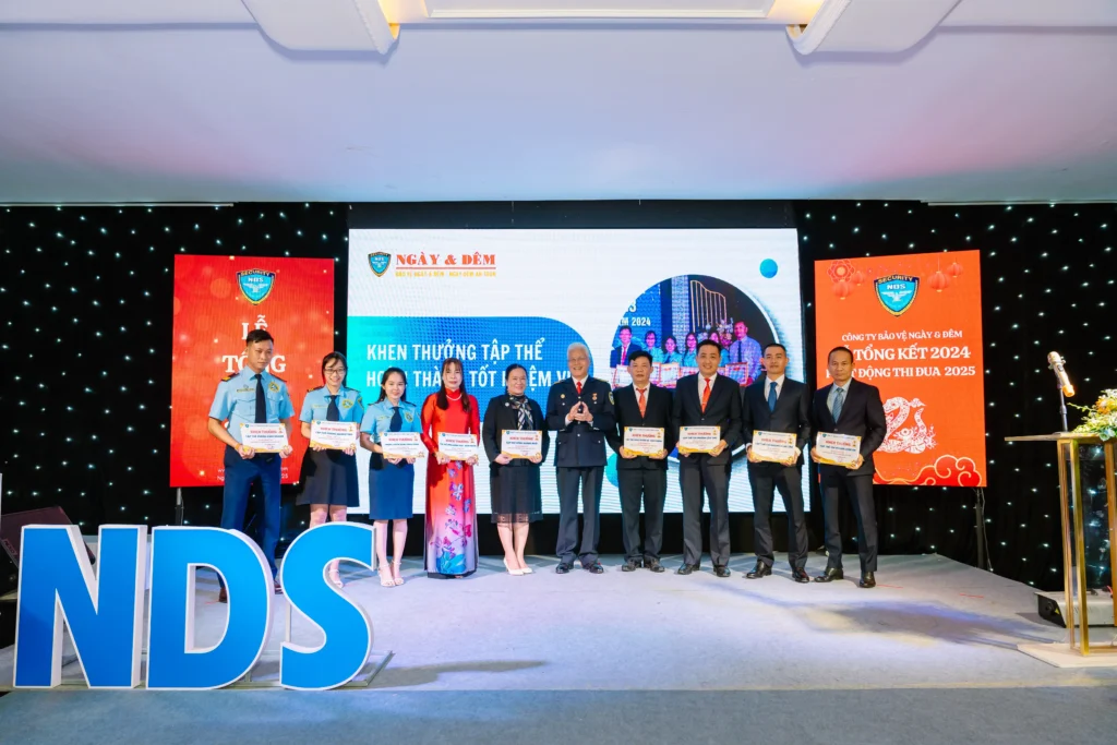 Lễ tổng kết bảo vệ Ngày & Đêm