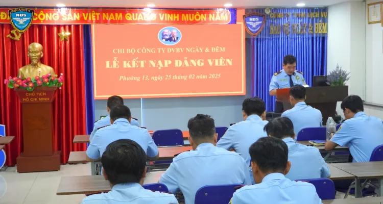 kết nạp Đảng viên mới