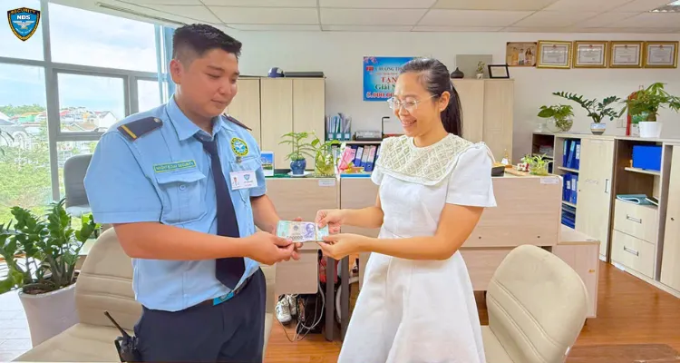 bảo vệ tòa nhà