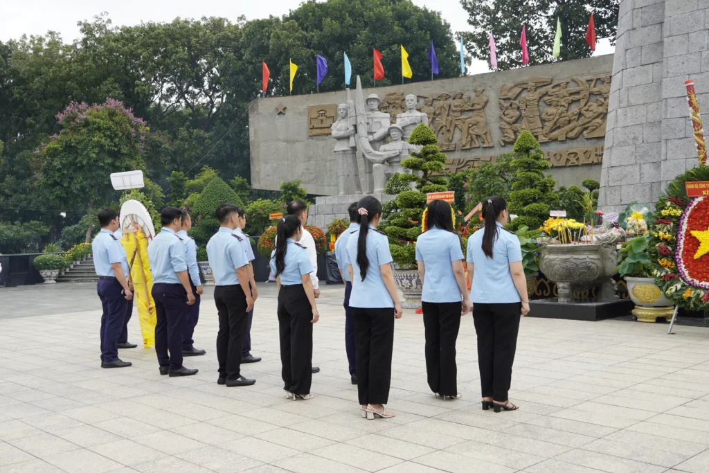 Thương Binh Liệt Sĩ