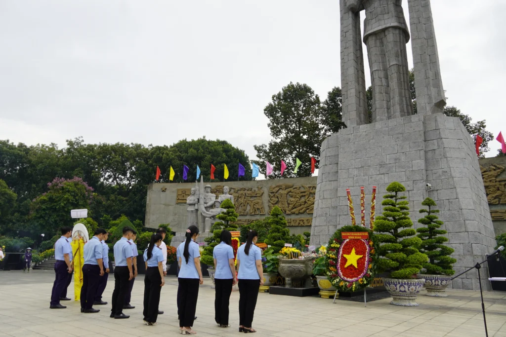 Thương Binh Liệt Sĩ